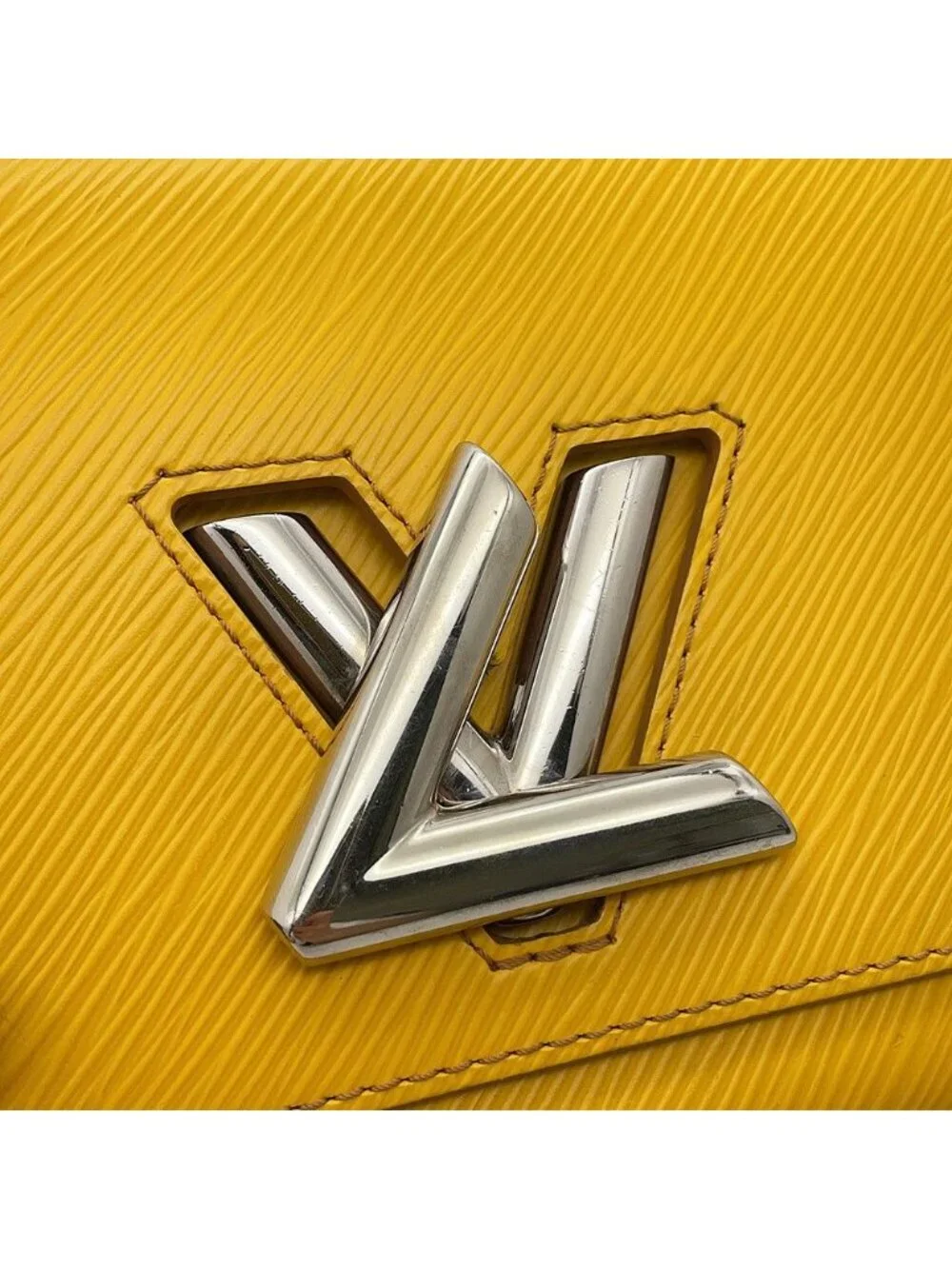 Louis Vuitton Chain Shoulder Bag Epi Twist PM